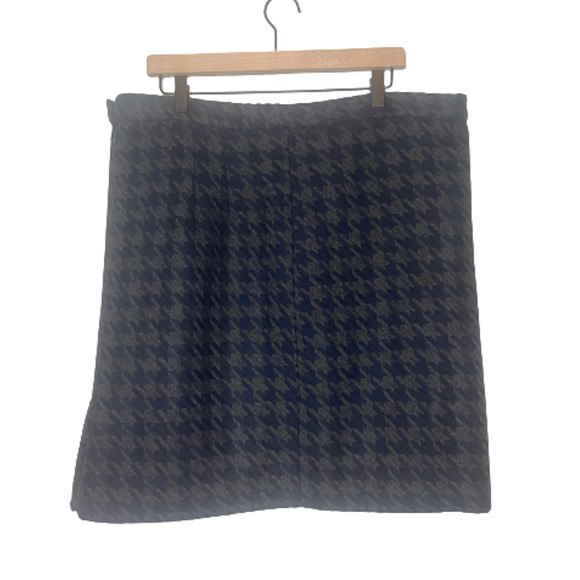 Tommy Hilfiger Dresses & Skirts - Tommy Hilfiger Navy Blue/Gray Houndstooth Wool Blend Skirt SZ 16 NWT